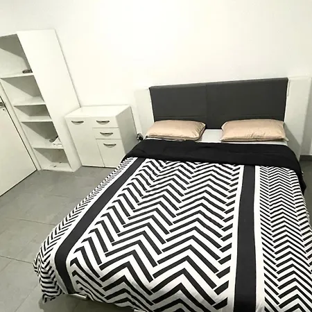 Apartment T2 Entier, Centre